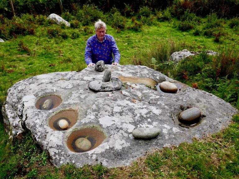 Bullaun Stones: Mystische Steine der Vergangenheit